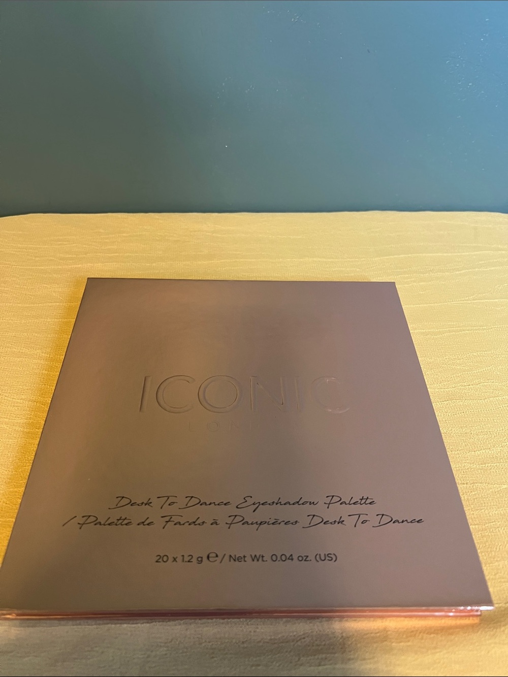 ICONIC London Rose Bronze Desk To Dance Palette